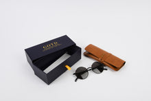 Load image into Gallery viewer, Fashion sunglasses with box packaging and personalised leather case
