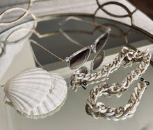 Load image into Gallery viewer, Seashell Glasses Chain
